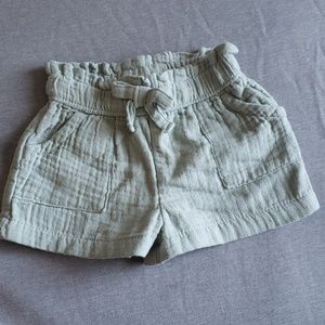 Baby Garanimals green shorts 0-3M
